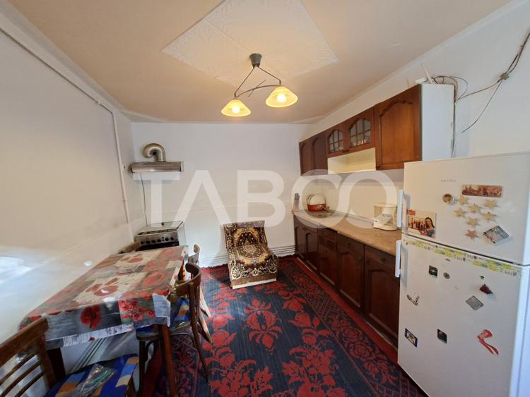 Casa cu 6 camere 720 mp teren in sat Bungard din judetul Sibiu