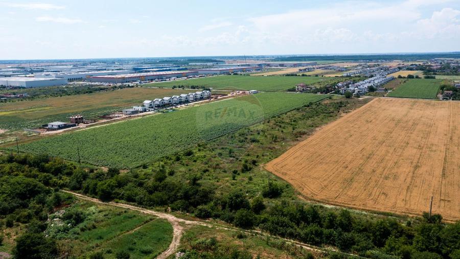 Vanzare teren intravilan 8,600mp Dragomiresti-Vale - langa A0 si A1