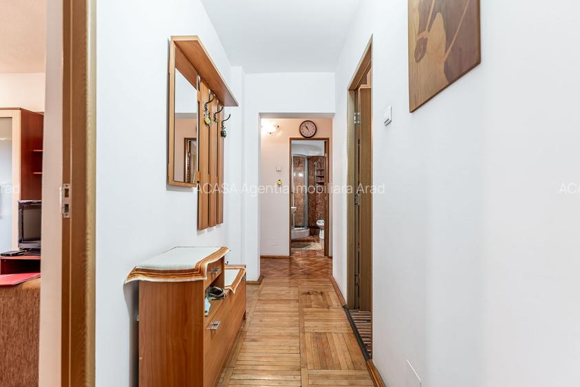 Apartament 3 camere, etaj 1, zona Băncilor / Podgoria