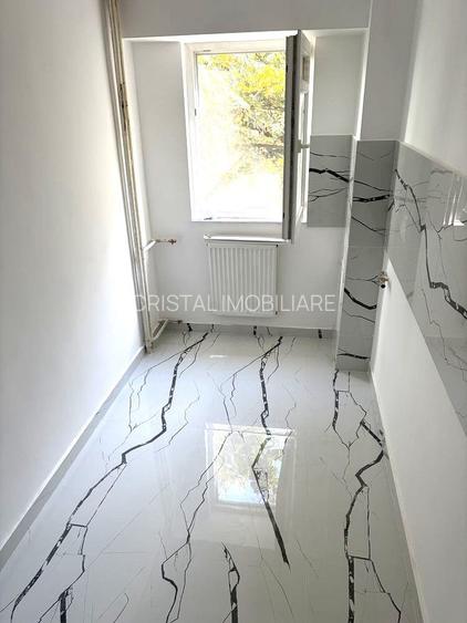Vânzare Garsonieră Decomandată Lux Renovată Complet, Etaj 2/8, 1 Min Mall Vitan