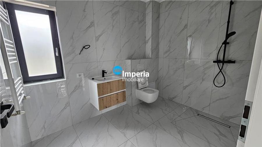 Casa tip duplex de vanzare in zona Bucium - Visan