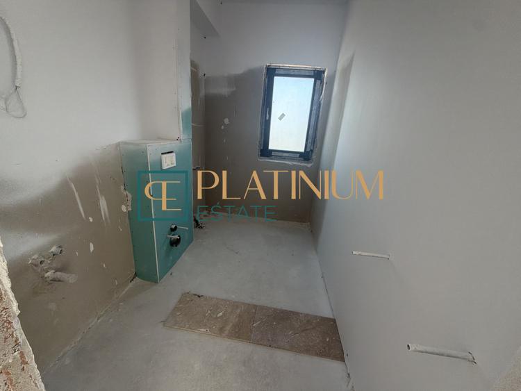 P5027 Apartament DECOMANDAT cu 3 camere zona LAC DUMBRAVITA