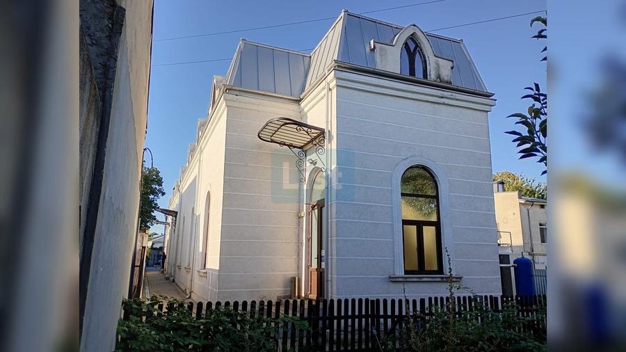 CLADIRE CU ARHITECTURA EMBLEMATICA - FOST SEDIU INTEL┃