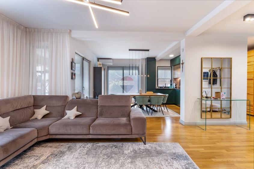 Duplex 4 camere, superfinisat, terasa, zona linistita in Someseni