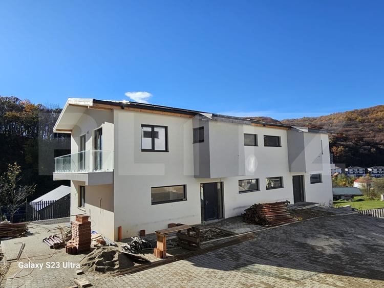 Duplex 4 camere, 275mp teren, 130mp utili, pompa de căldura, 3 băi, Florești