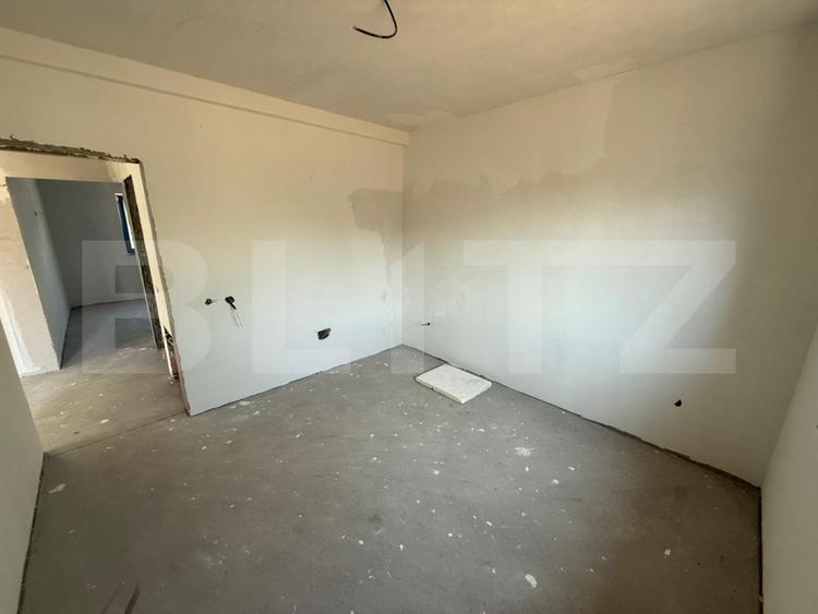Casa parter, 65 mp utili, 220 mp teren, zona Damila