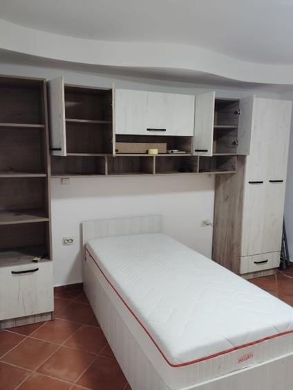 Garsoniera de vanzare