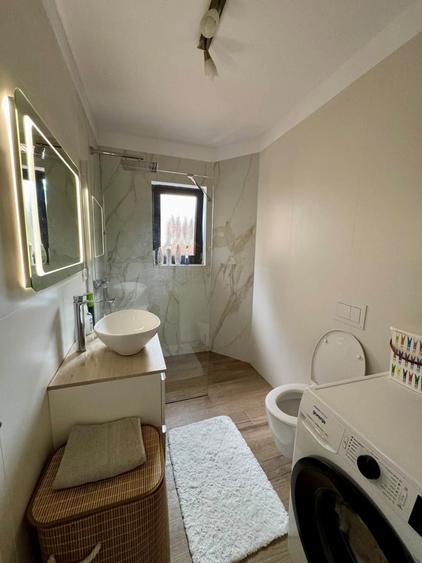CASĂ INDIVIDUALĂ | GIROC | 5 CAMERE | 100 MP UTILI | TEREN 250 MP