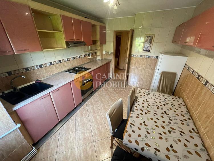 Nicolina- Esplanada - 3 Camere Decomandat Etaj 3 -Bloc 1991