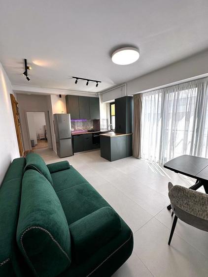 2 camere de ichiriat | PIATA ALBA IULIA | PRIMA CHIRIE
