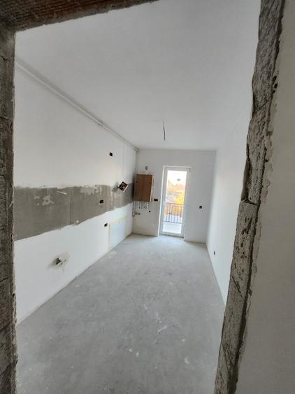 Garsoniera 64m.p, incalzire pardoseala bloc nou stradal Sos Giurgiului