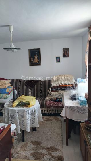 Casă bătrânească în Davideni – curte generoasă de 2.000 mp - 11