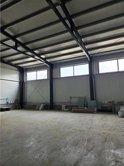 Spatiu 650 mp - Showroom Comercial - Depozitare