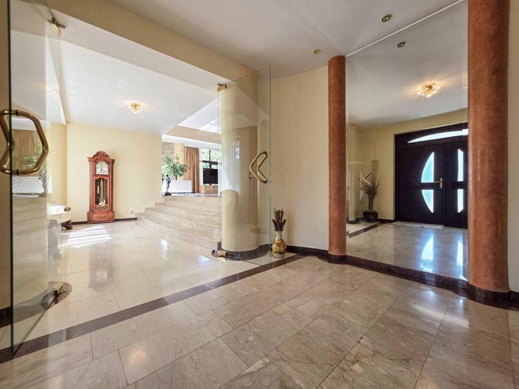 Conac exclusivist | Slănic-Moldova | View Superb | Domeniu 17.000 mp | SPA&LAC