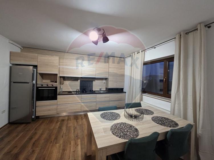 Apartament de lux cu 3 camere si loc de parcare in Gradiste