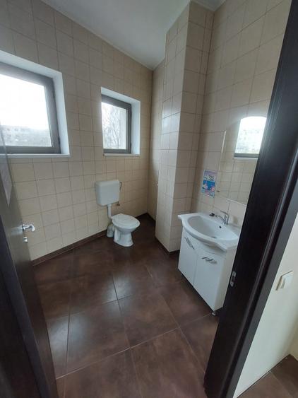 Faleza Nord , spatiu COMERCIAL/BIROURI, 240 mp., 4 locuri de parcare
