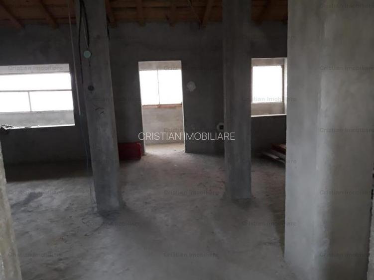 Vila D+P+M 230mp construiti la GRI, teren=591mp Brailita - 4