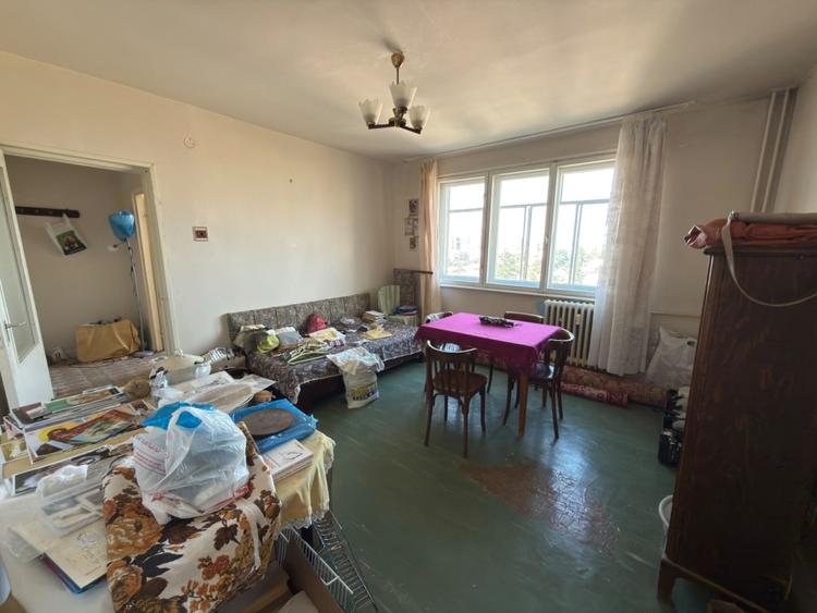 Apartament 3 camere, 54 mp, zona Andrei Muresanu