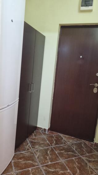Dristor , 1 minut metrou