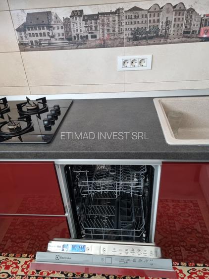 Mamaia Nord - Uzina de Pizza  - 2 camere mobilat - termen lung - 500 euro - 30