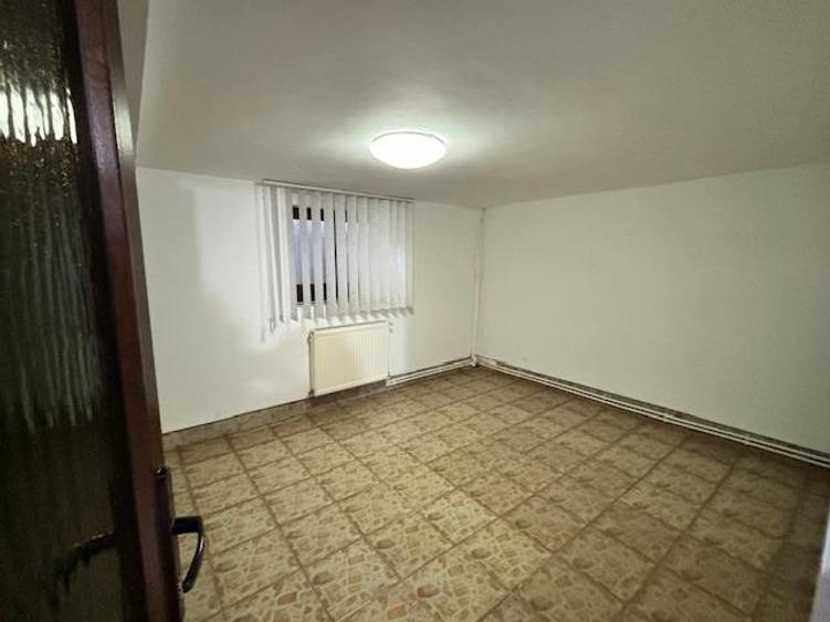 Casa 4 camere, Muncitoresc