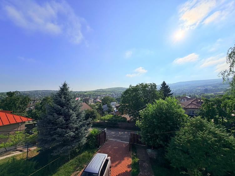 Casă individuală în Bucium - Hanul Dacilor, 342 mp, 1.140 mp teren