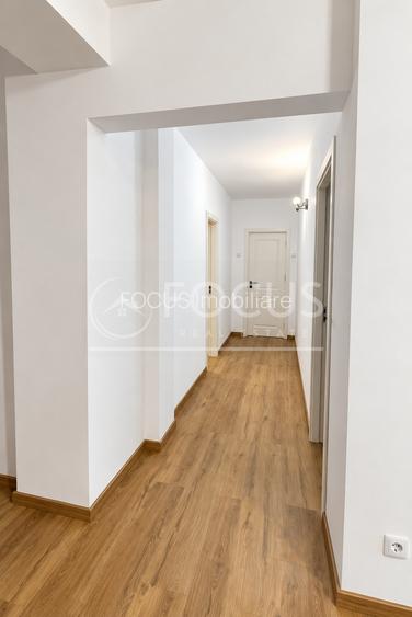 Apartament 3 camere | Ultracentral | Magheru | Centrală proprie | - 14
