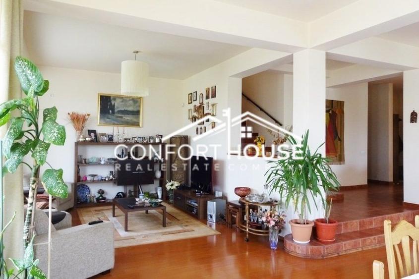 Vila 7 camere, teren 880mp, vanzare- inchiriere, IANCU NICOLAE