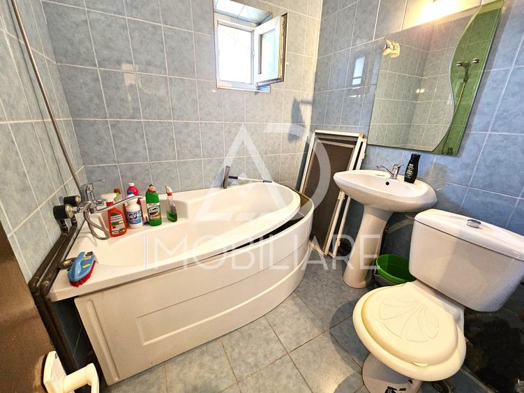 Apartament 3 camere – zona Liceului Sportiv