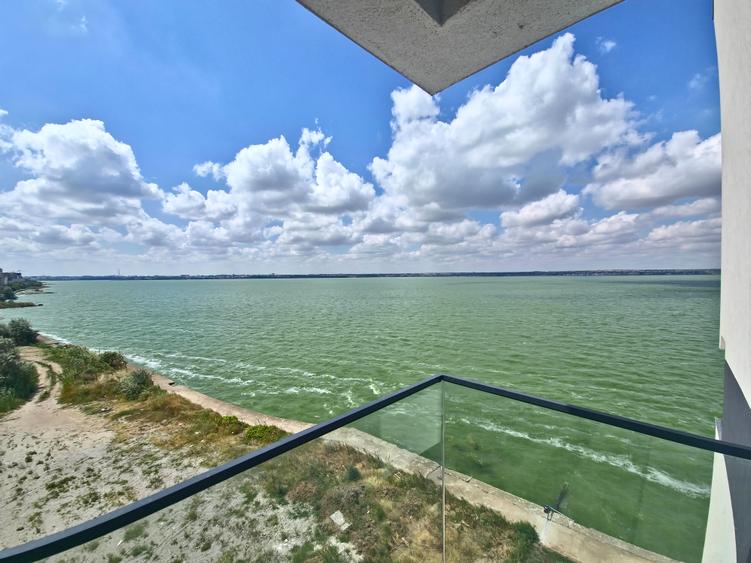 Butoaie Mamaia – Private Lake, studio vedere superbă la lac