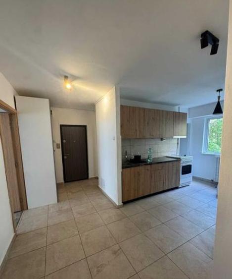 Închiriere Apartament 3 camere în Octavian Goga