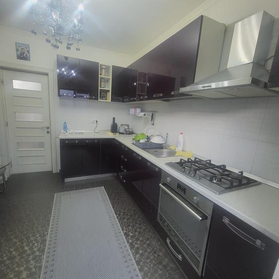 FUNDENI-DOBROIESTI, vila 2014 P+M, singur curte