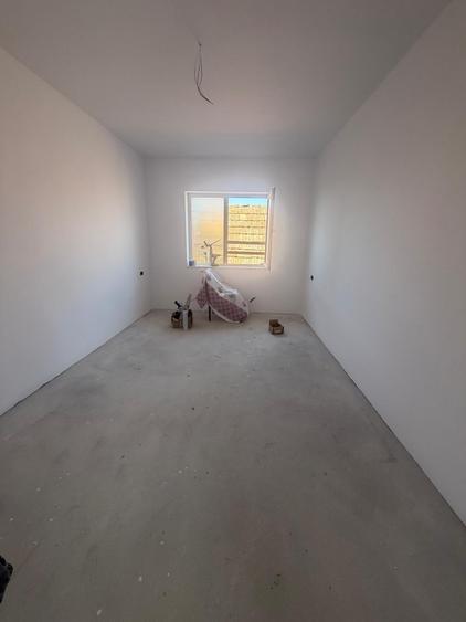 Apartament în Vilă, 98 mp Utili, 3 Dormitoare și 3 Băi – Barabanț