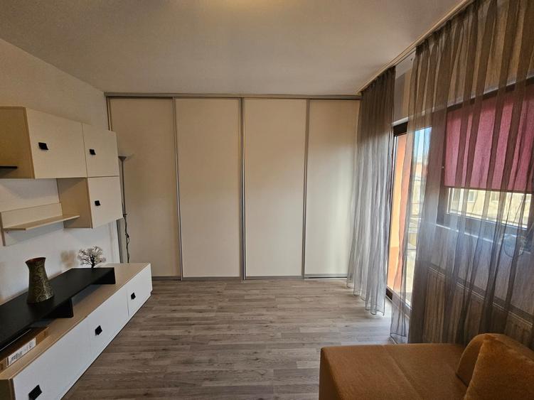 Apartament 3 camere, etajul 5, Mansardă, Aradului, mobilat și utilat, comision 0