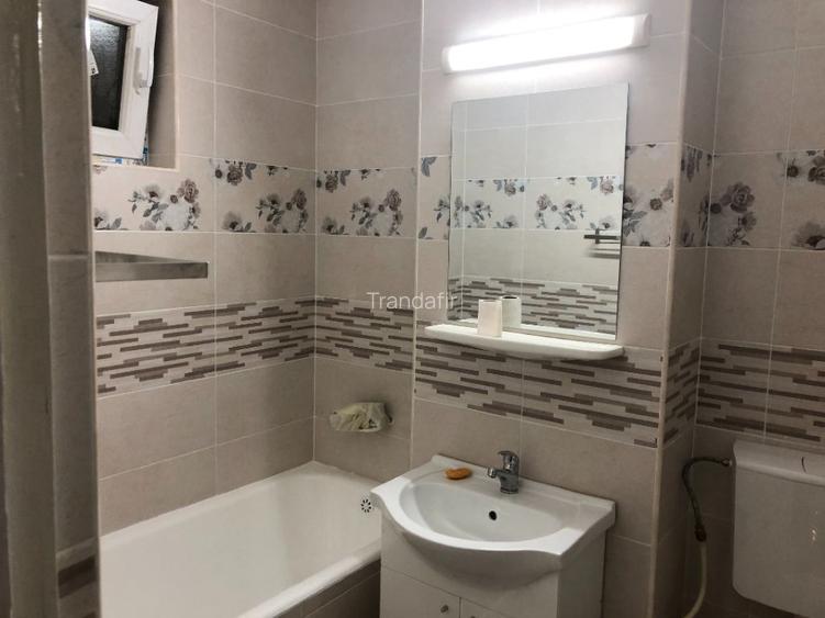 Inchiriez apartament 3 camere - 3
