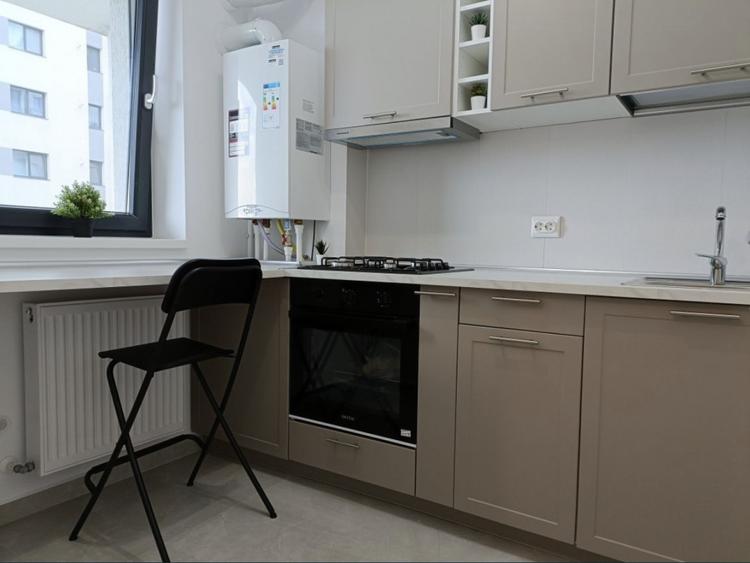 Garsoniera | Hils Pallady | Loc parcare | Centrala | Balcon | Metrou