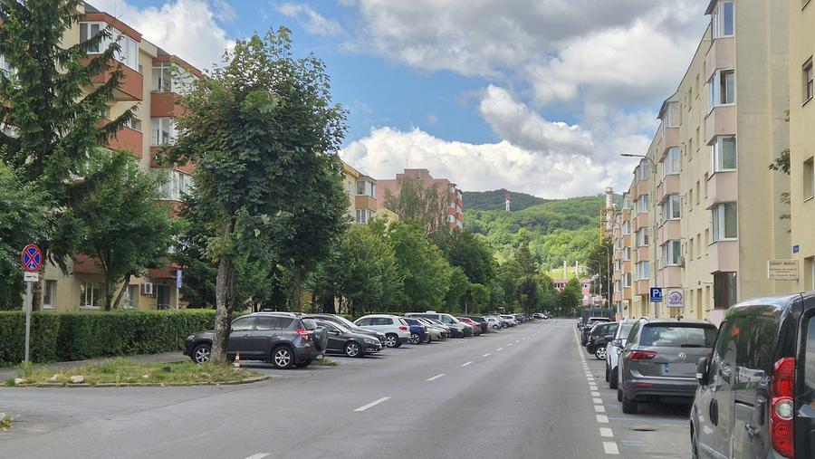 Apartament 2 camere, Astra - Berzei, disponibil imediat.