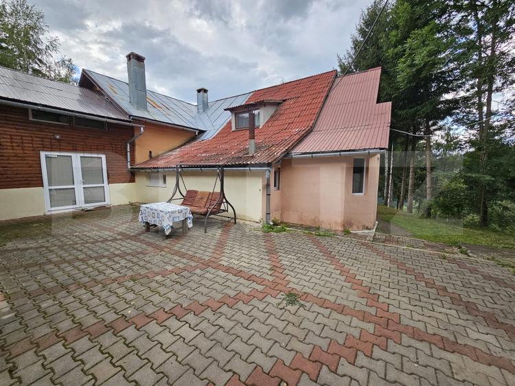 Pensiune & Complex Turistic, 12 camere, 223 mp, teren 3.740 mp, Munții Apuseni