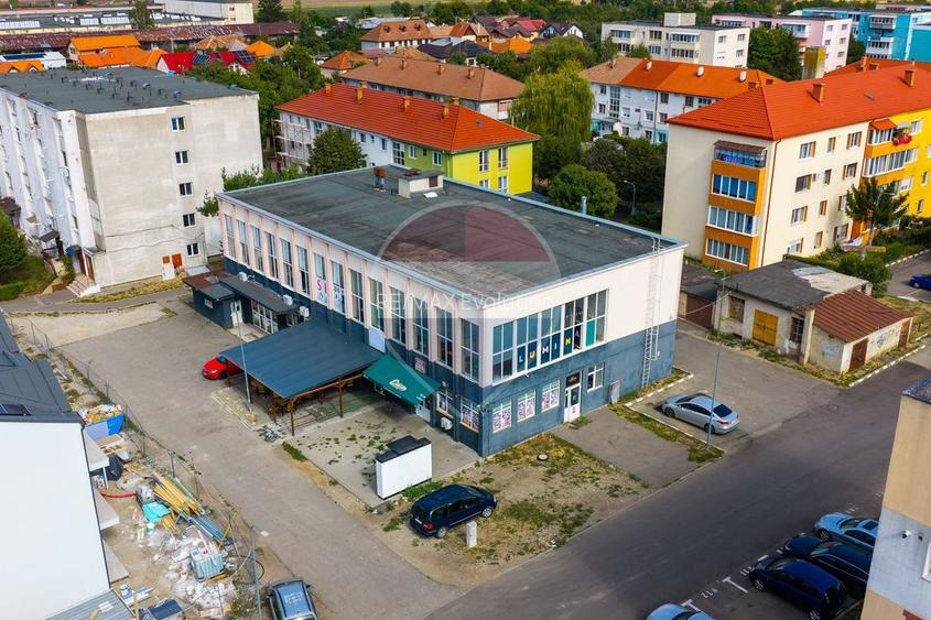 Spațiu comercial cu 6 unitati de vanzare in Codlea | Comision 0% - 2