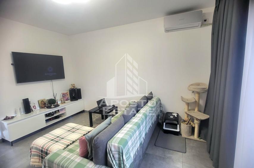 Triplex cu 3 camere,2 bai,mobilat si utilat,Dumbravita
