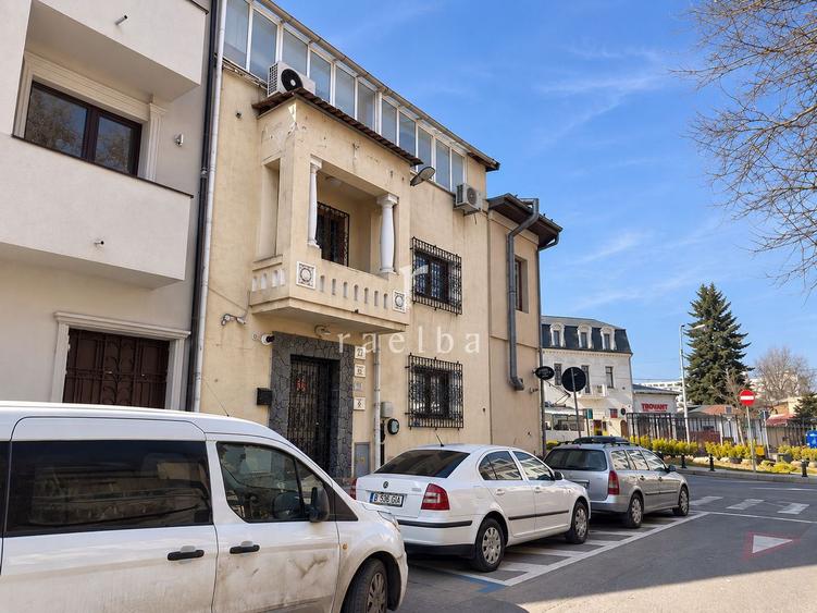 Imobil | 11 camere | Str. Toamnei | Dacia