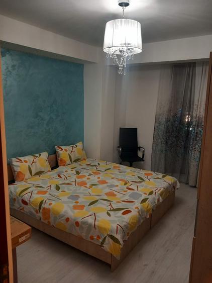 Apartament cu 4 camere, 90 mp, terasa de 35 mp, zona Stadionului