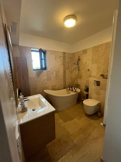 Vila Otopeni, 4 camere, 1000 mp teren, Piscina, Proprietar