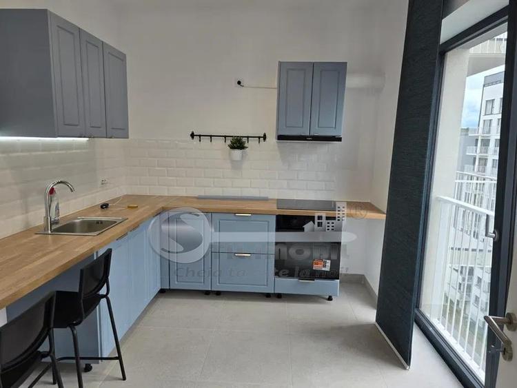 Apartament 2 camere decomandat, 60 mp, Silk District, etaj 9, mobilat, parcare i