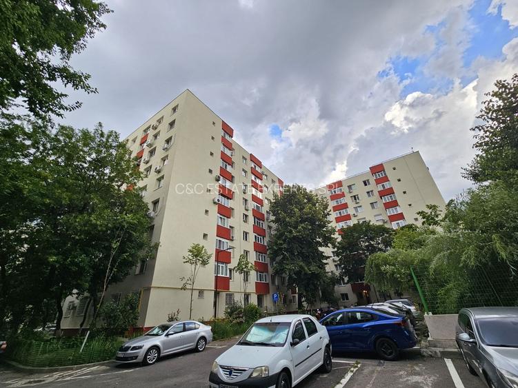 Aparatorii Patriei| Centrala termica proprie| 6 min metrou| Doua bai - 23