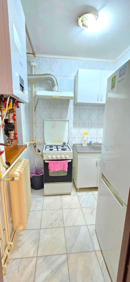Apartament 2 camere, etaj 1, centrala termica, liber, Alexandru