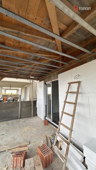Duplex cu 5 camere, 125 mp utili, zona Mosnita Veche