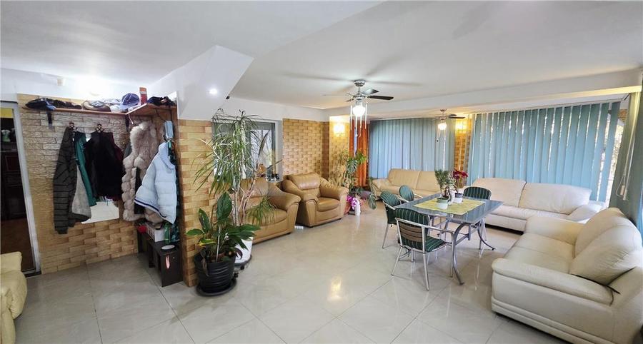 CASA 16 CAMERE TEREN 3259 DAMBUL ROTUND