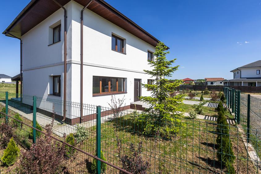 O casă individuală complet finisată în Corbeanca, cu toate utilitățile racordate