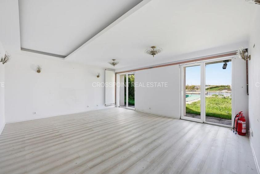 Vilă Tip Duplex cu Vedere către Lac - 11
